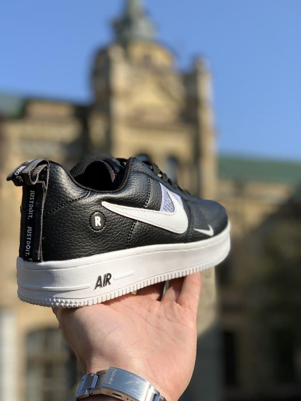 Nike Air Force 1’07Lv8 Ultra Black White 1