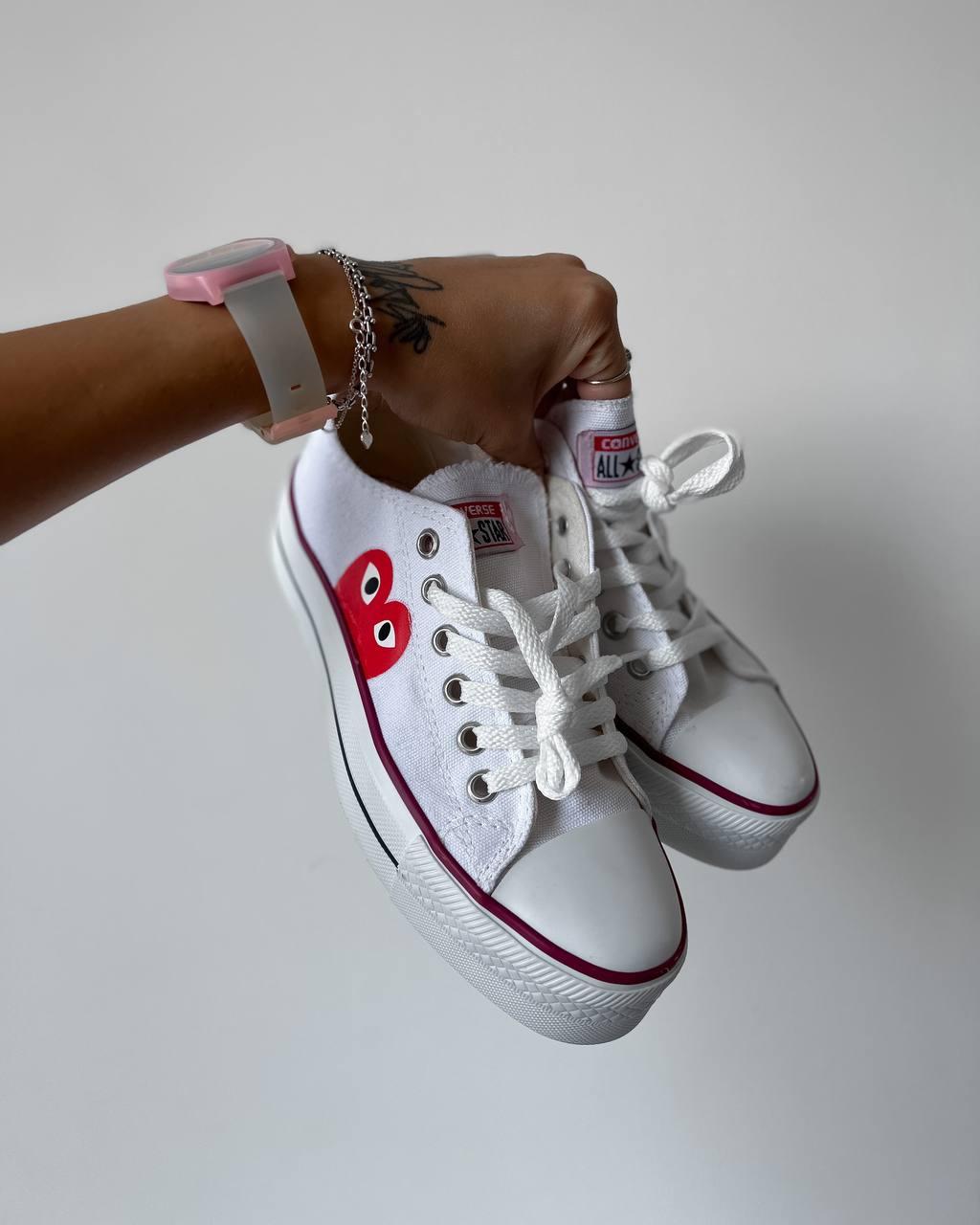 Comme Des Garçons Play White Low