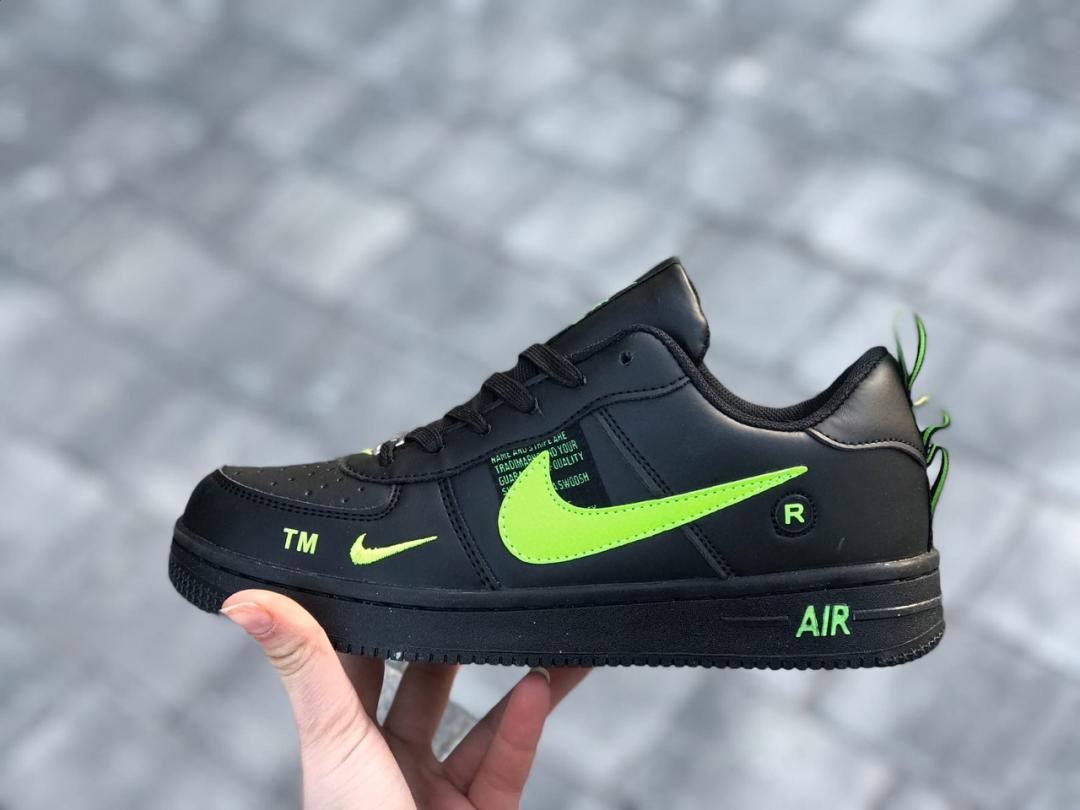 Nike Air Force 1’07Lv8 Ultra Black Green