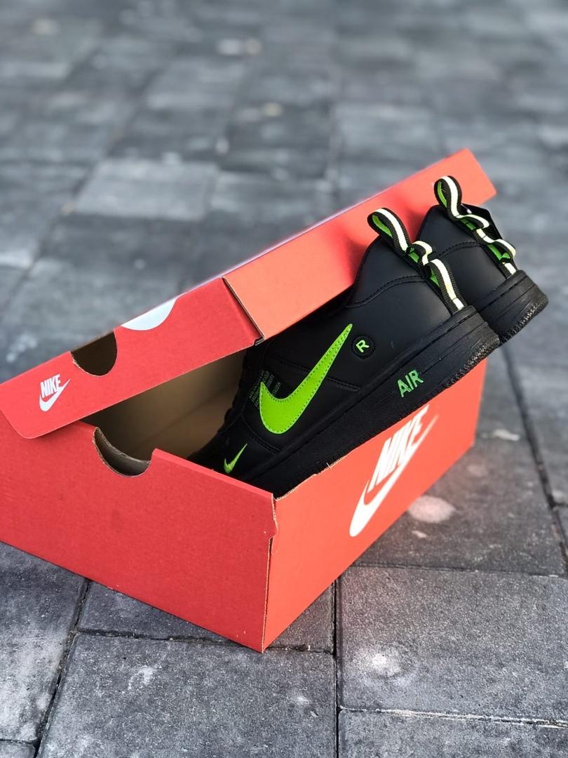 Nike Air Force 1’07Lv8 Ultra Black Green