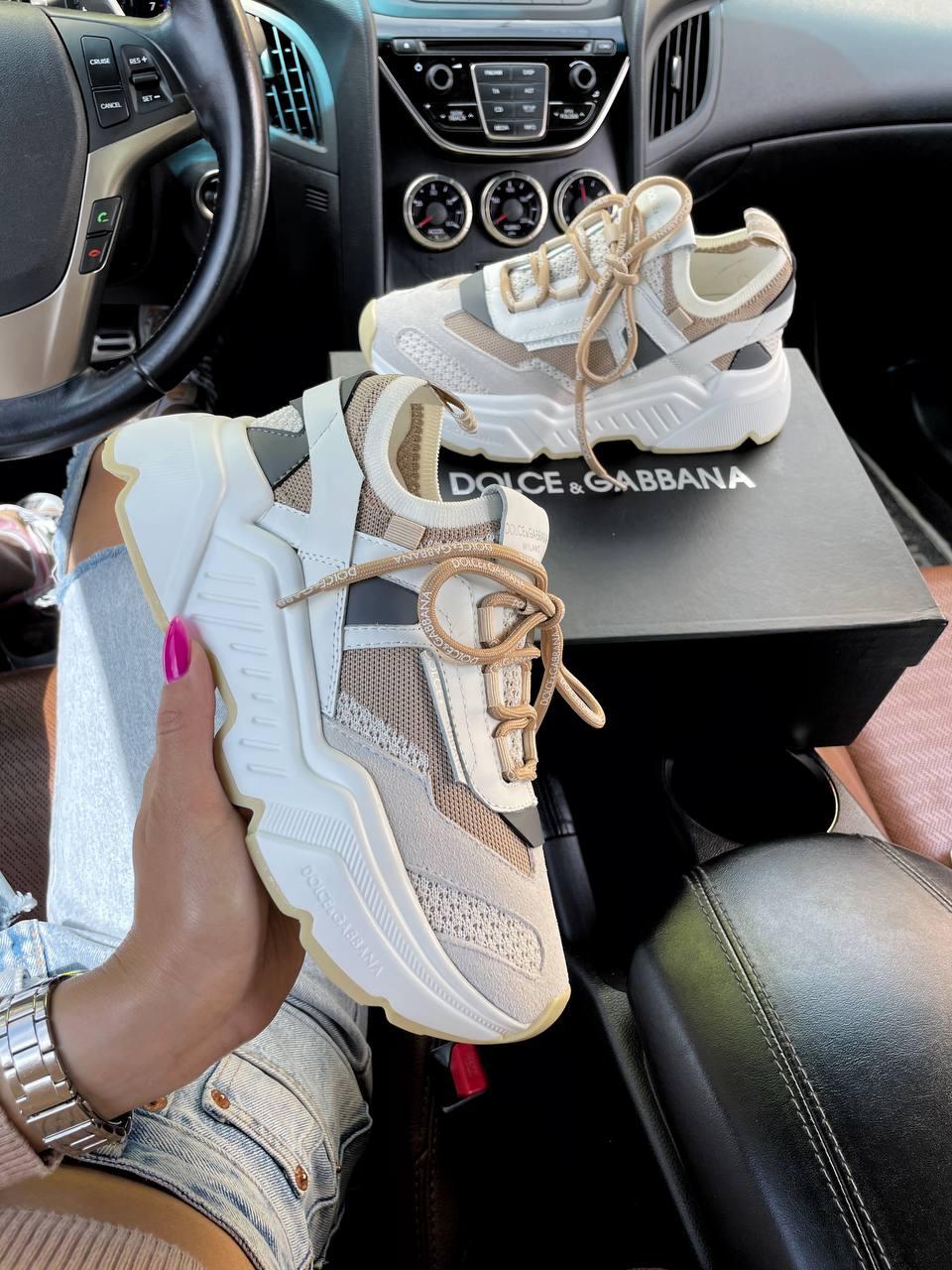 Dolce & Gabbana Beige