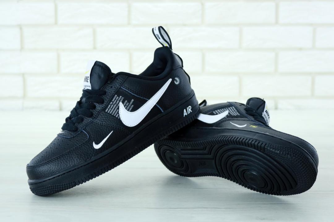 Nike Air Force 1’07Lv8 Ultra Black White 2