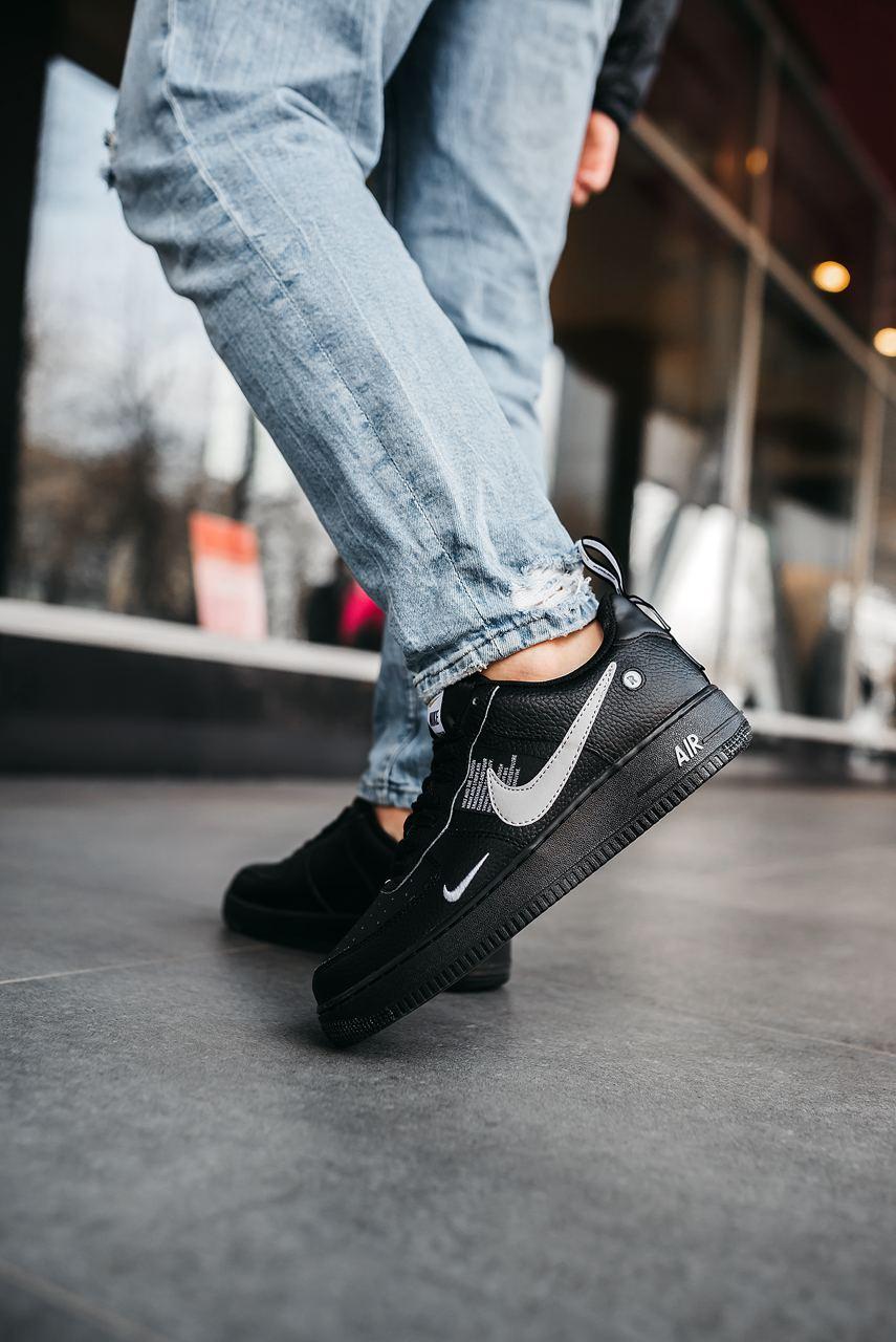 Nike Air Force 1’07Lv8 Ultra Black White 2