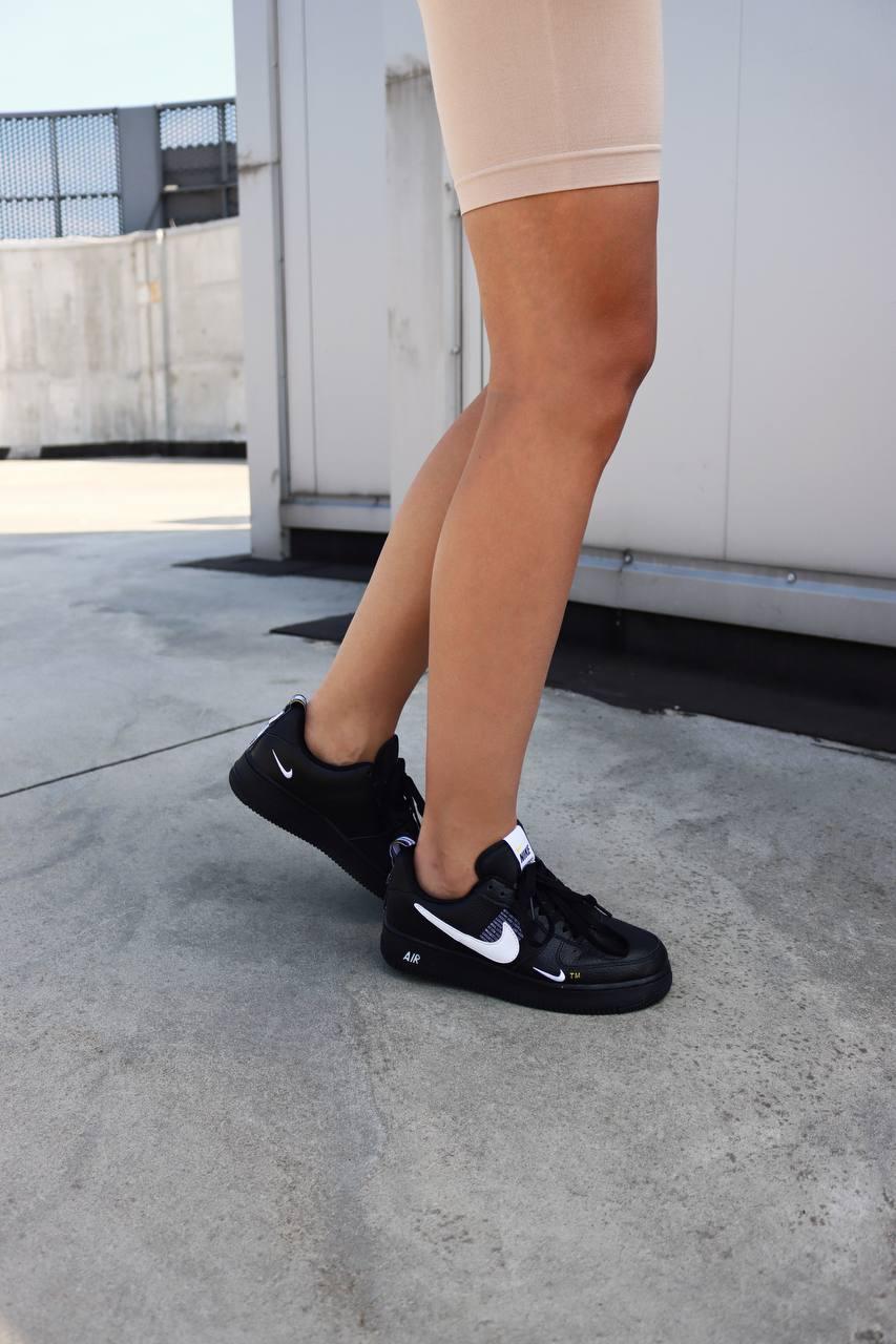 Nike Air Force 1’07Lv8 Ultra Black White 2