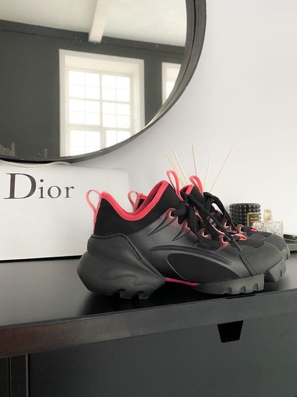 Dior D-Connect Sneaker Black Pink