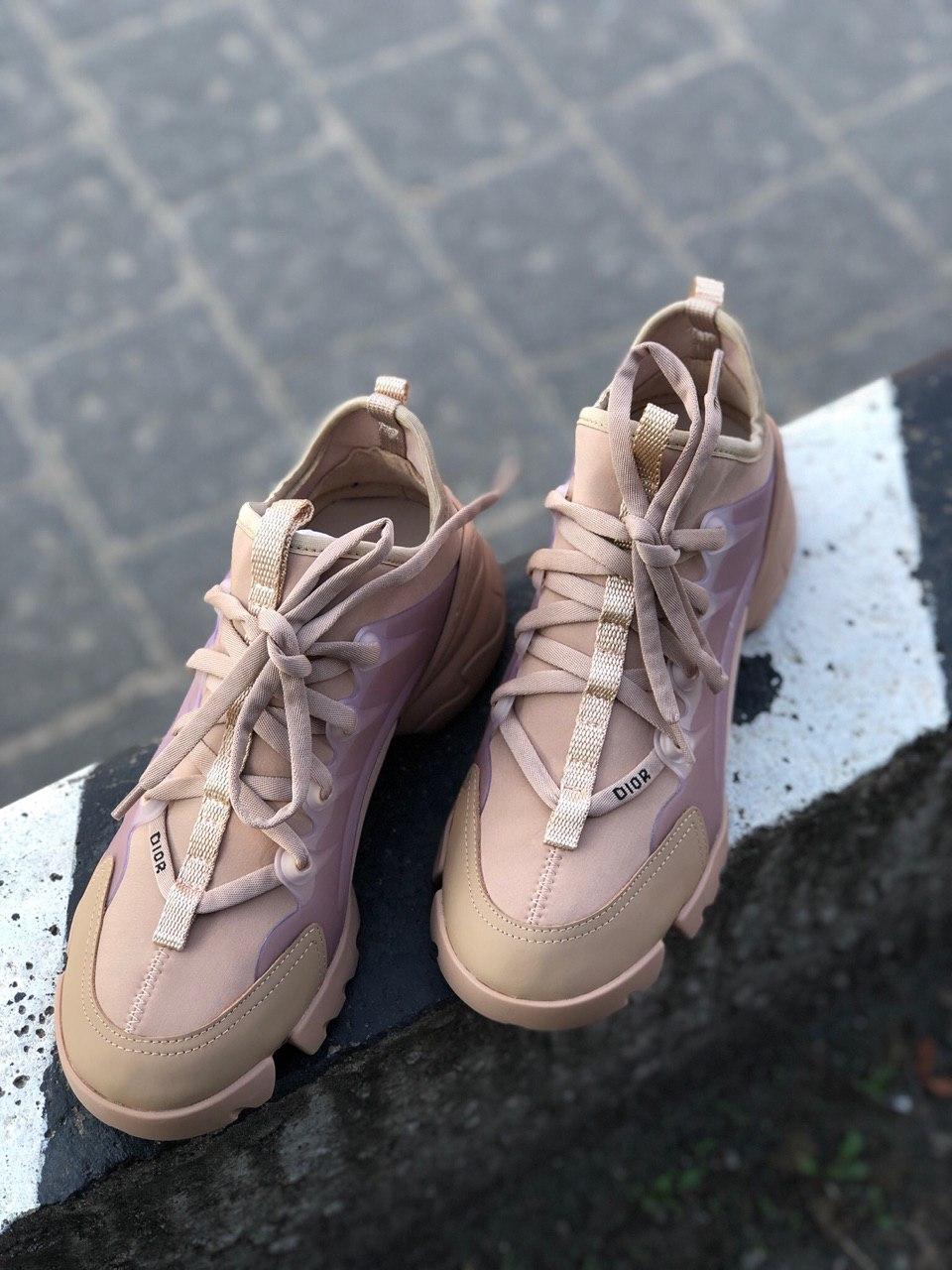 Dior D-Connect Sneaker Beige 1