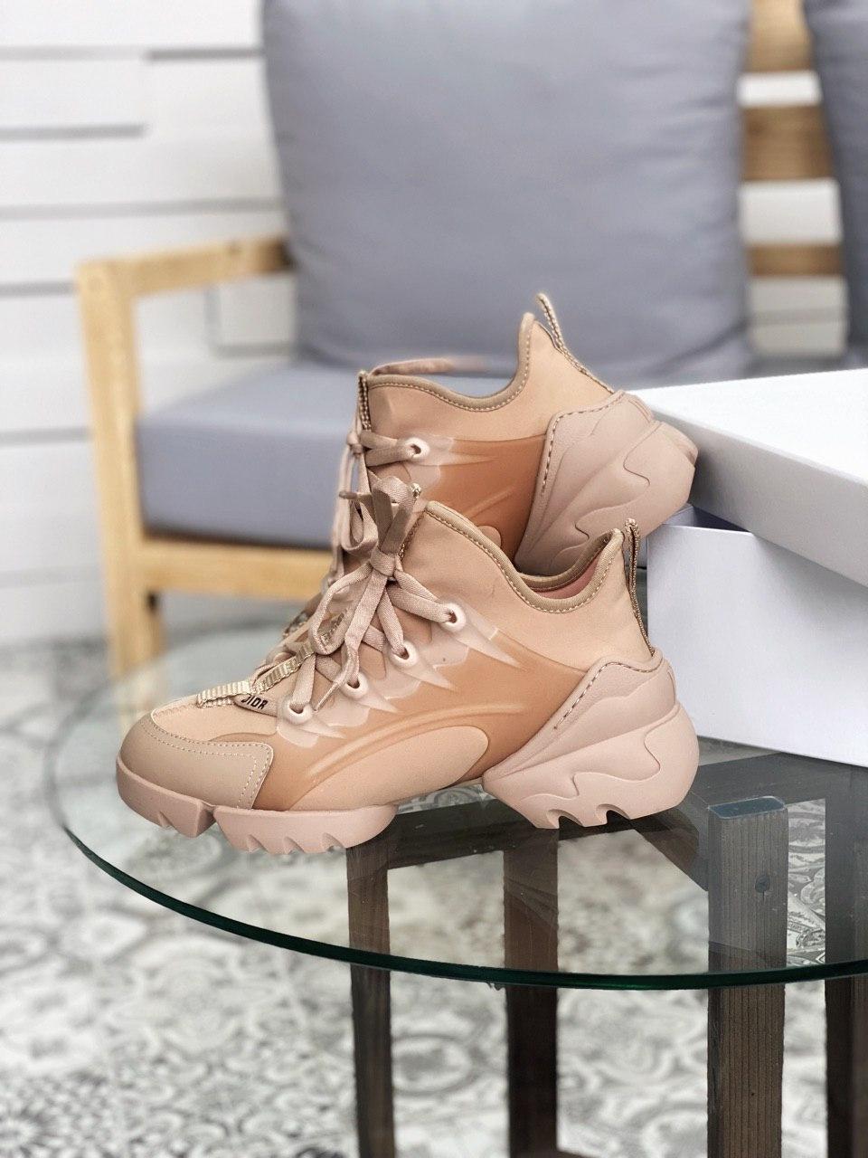 Dior D-Connect Sneaker Beige