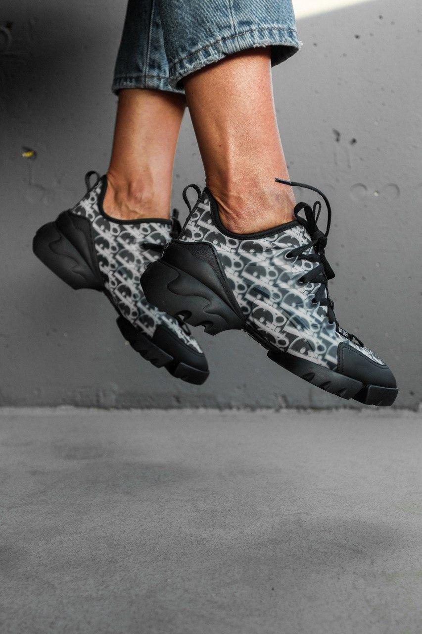 Dior D-Connect Sneaker Black White