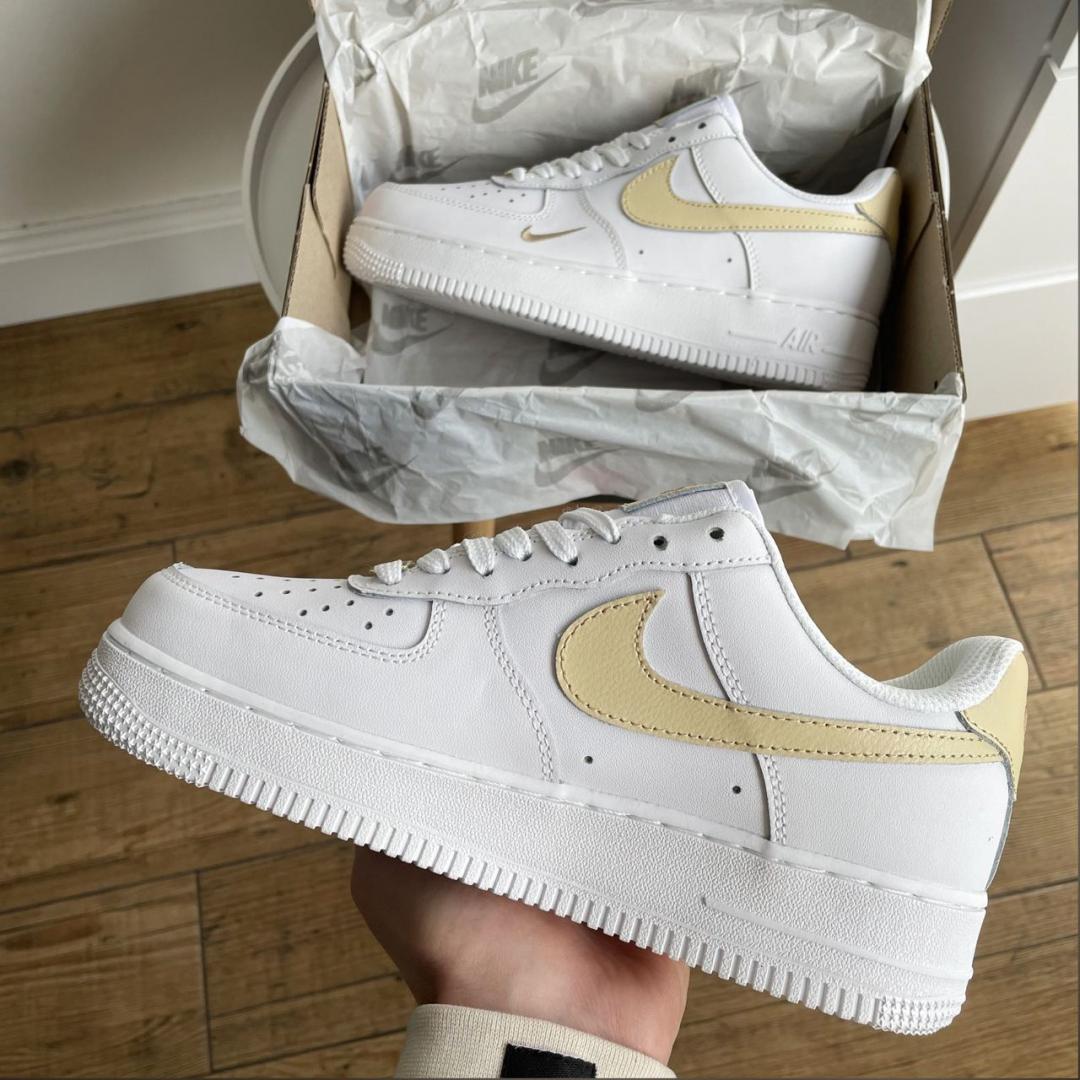 Nike Air Force Mini Swoosh Beige