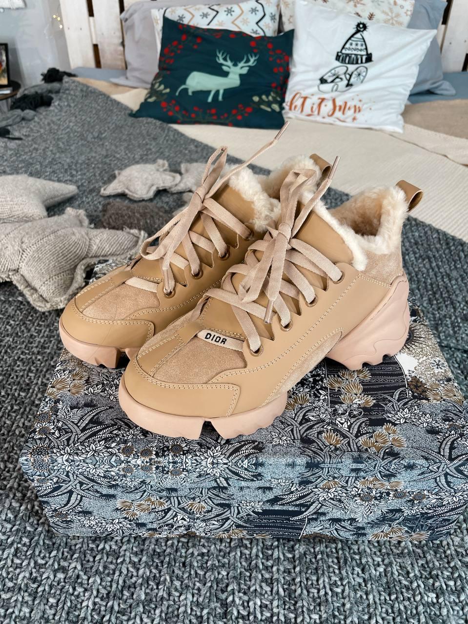 Dior D-Connect Beige Winter