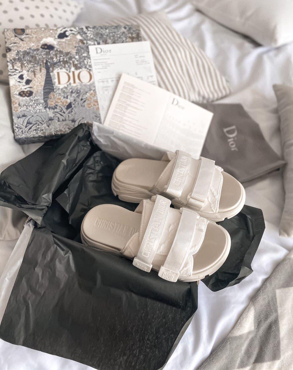 Dior Slippers White