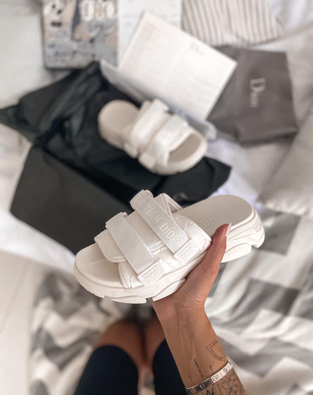 Dior Slippers White