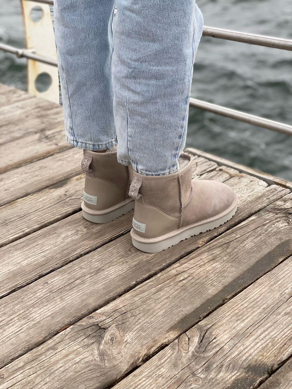 UGG Mini Mokko Glossiness