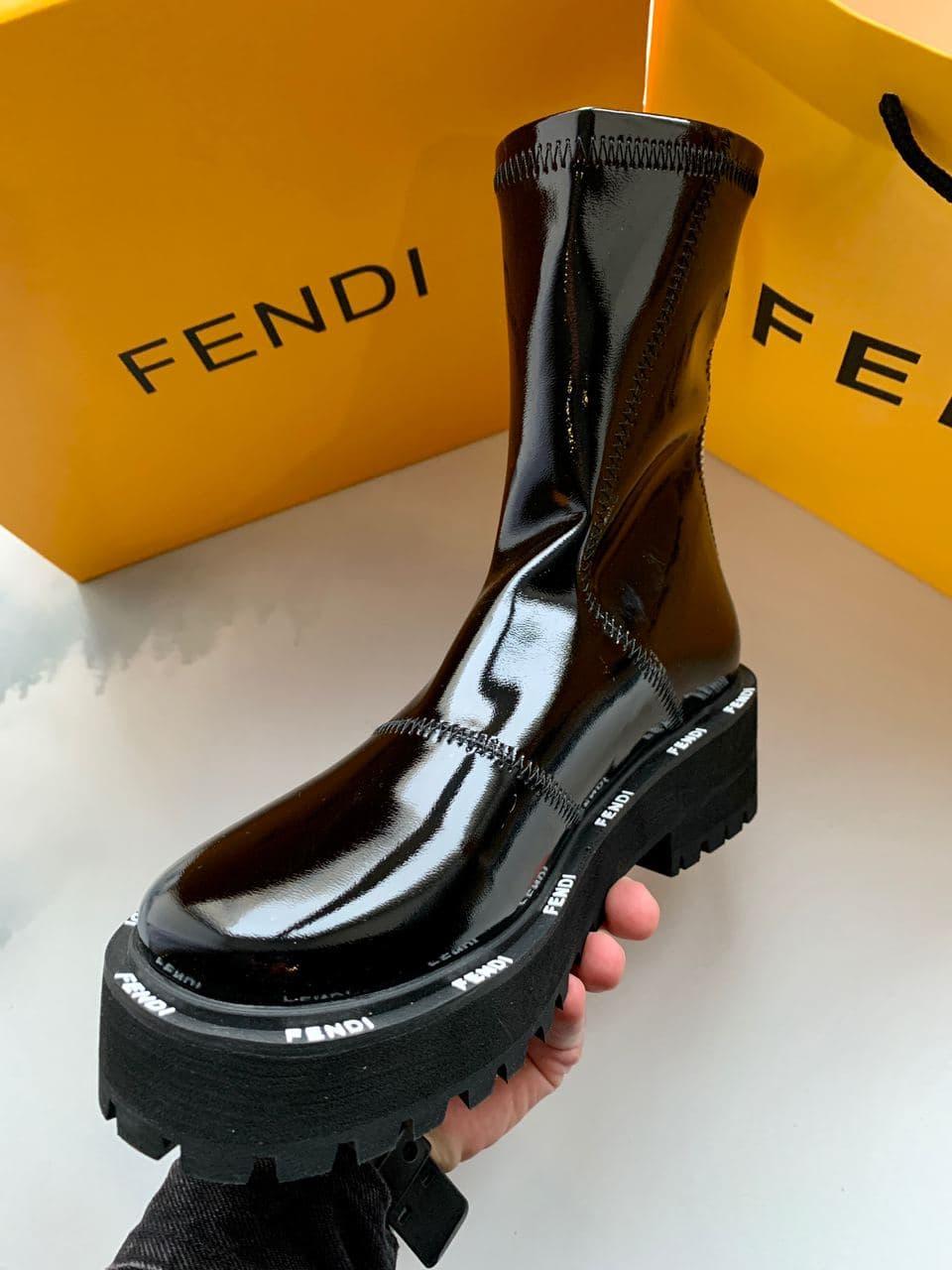 Fendi Boots Black