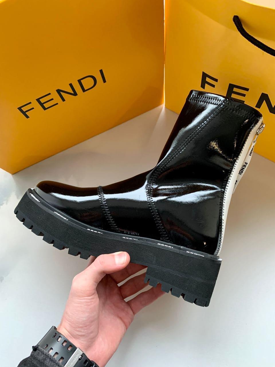 Fendi Boots Black