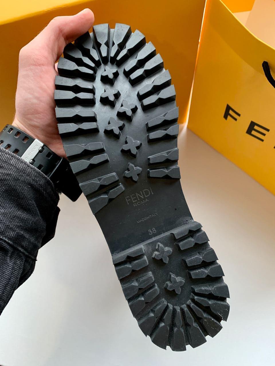 Fendi Boots Black