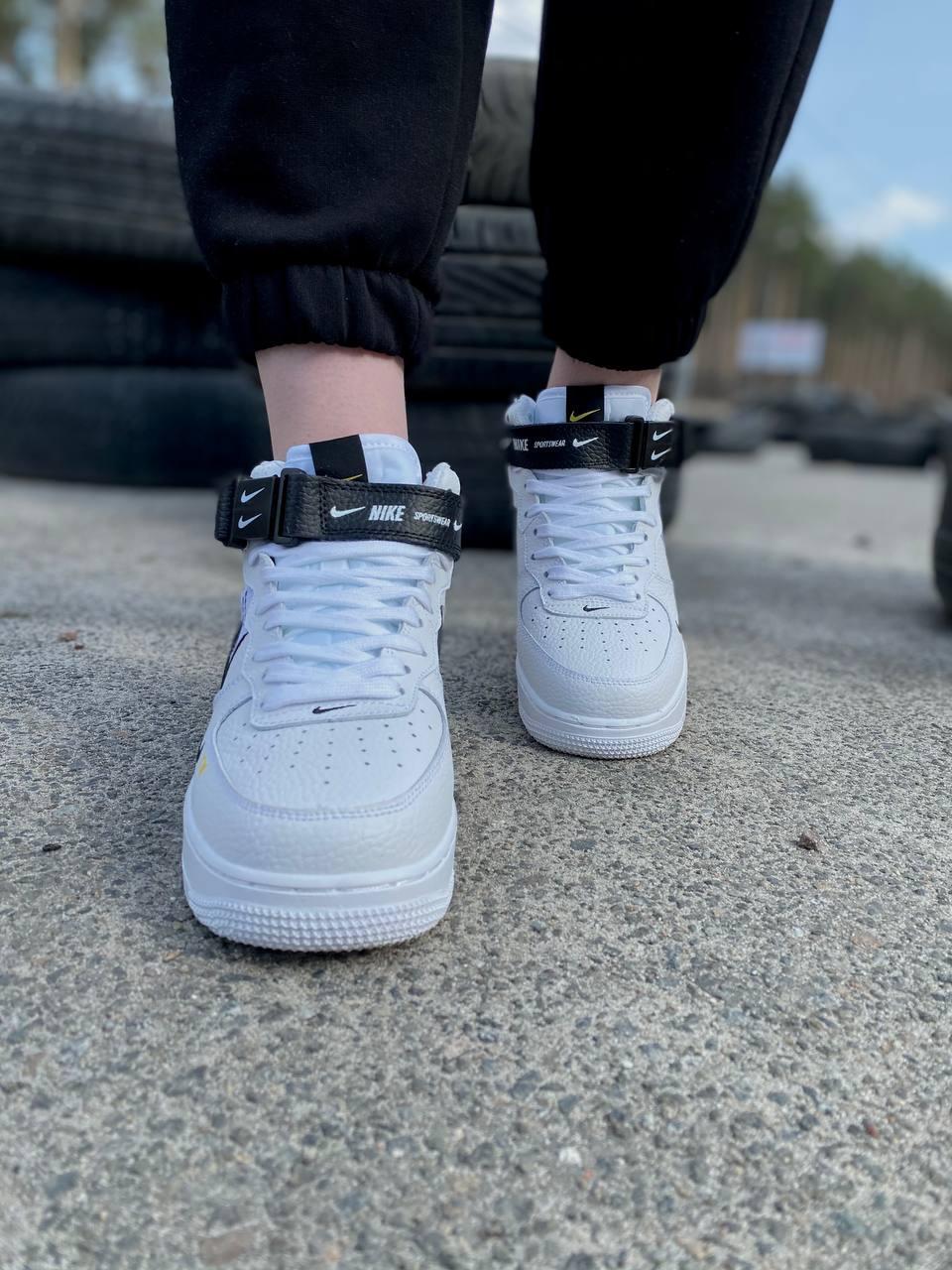 Nike Air Force 1’07Lv8 Ultra White Black 3