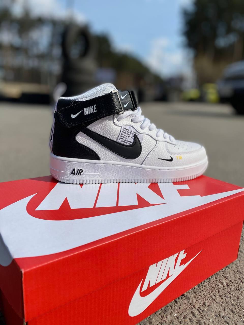 Nike Air Force 1’07Lv8 Ultra White Black 3
