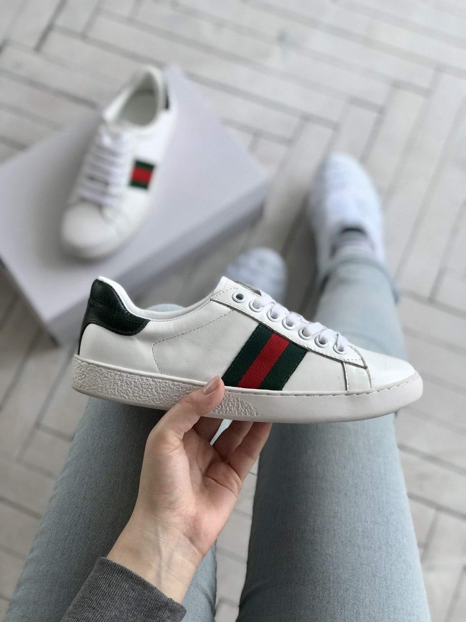 Gucci White Red Green Black