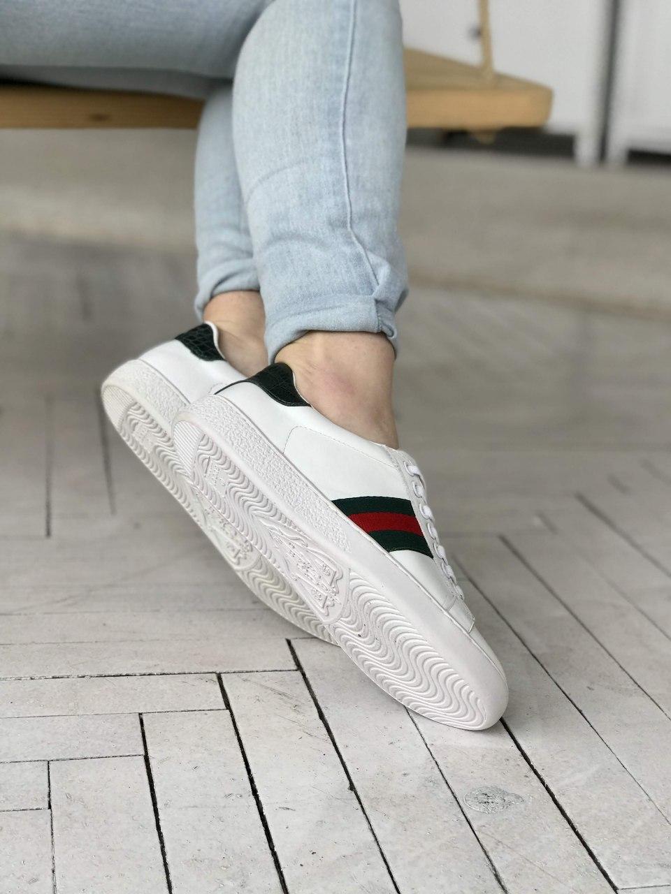 Gucci White Red Green Black