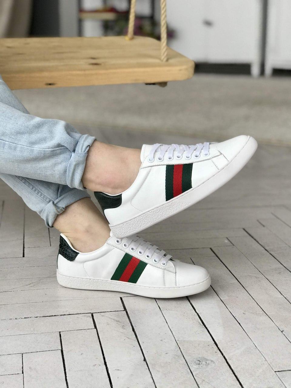 Gucci White Red Green Black