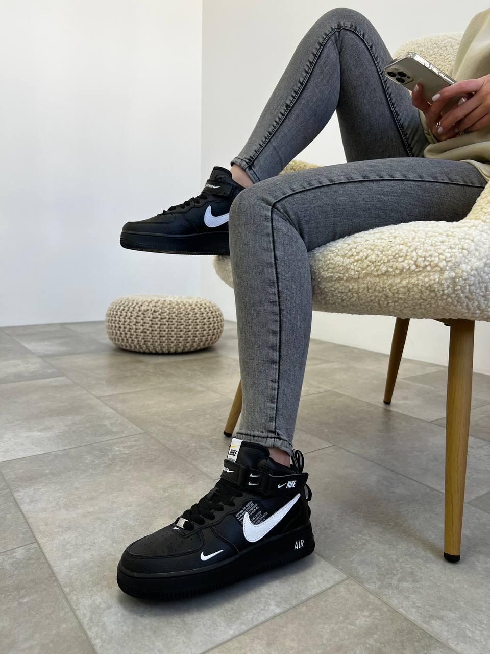 Air Force Mid Utility All Black White X Woman