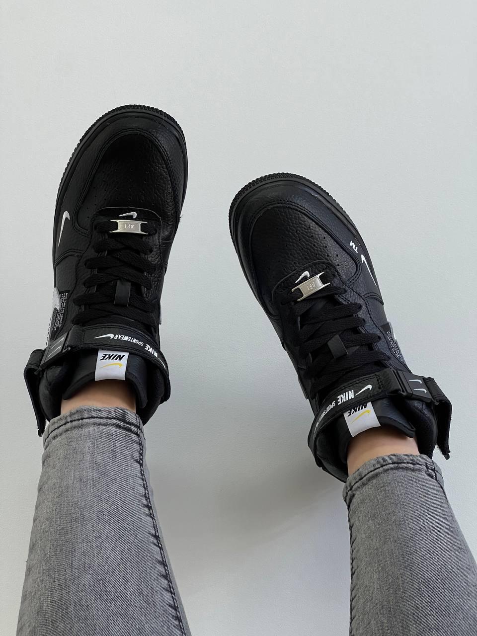 Air Force Mid Utility All Black White X Woman