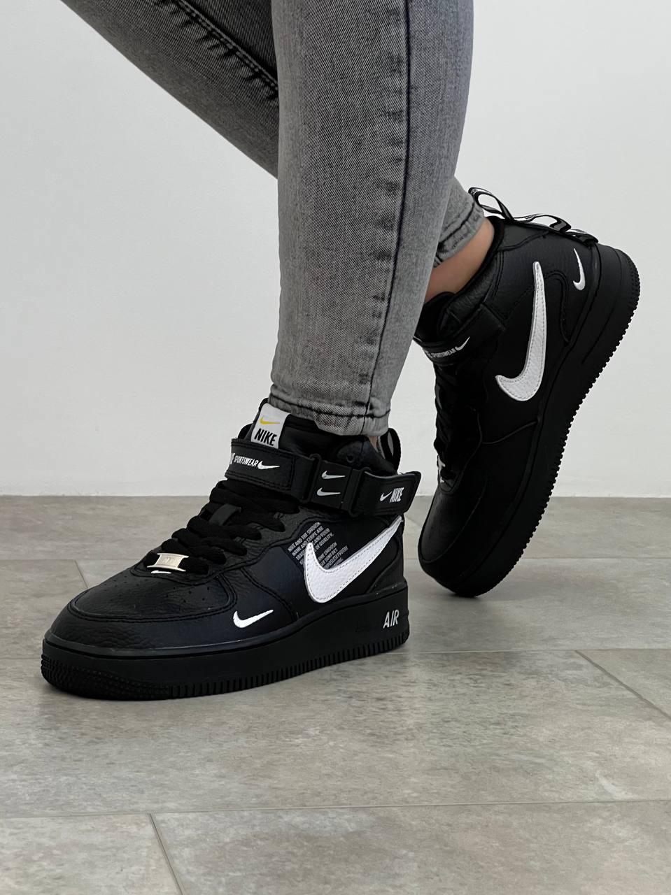 Air Force Mid Utility All Black White X Woman
