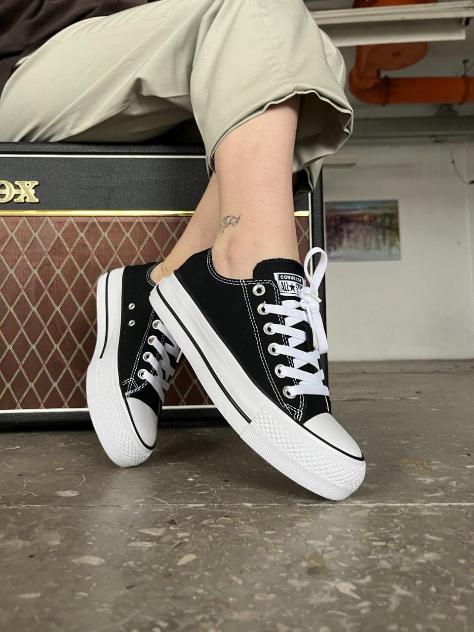 Converse Chuck Taylor All Star Platform Black White