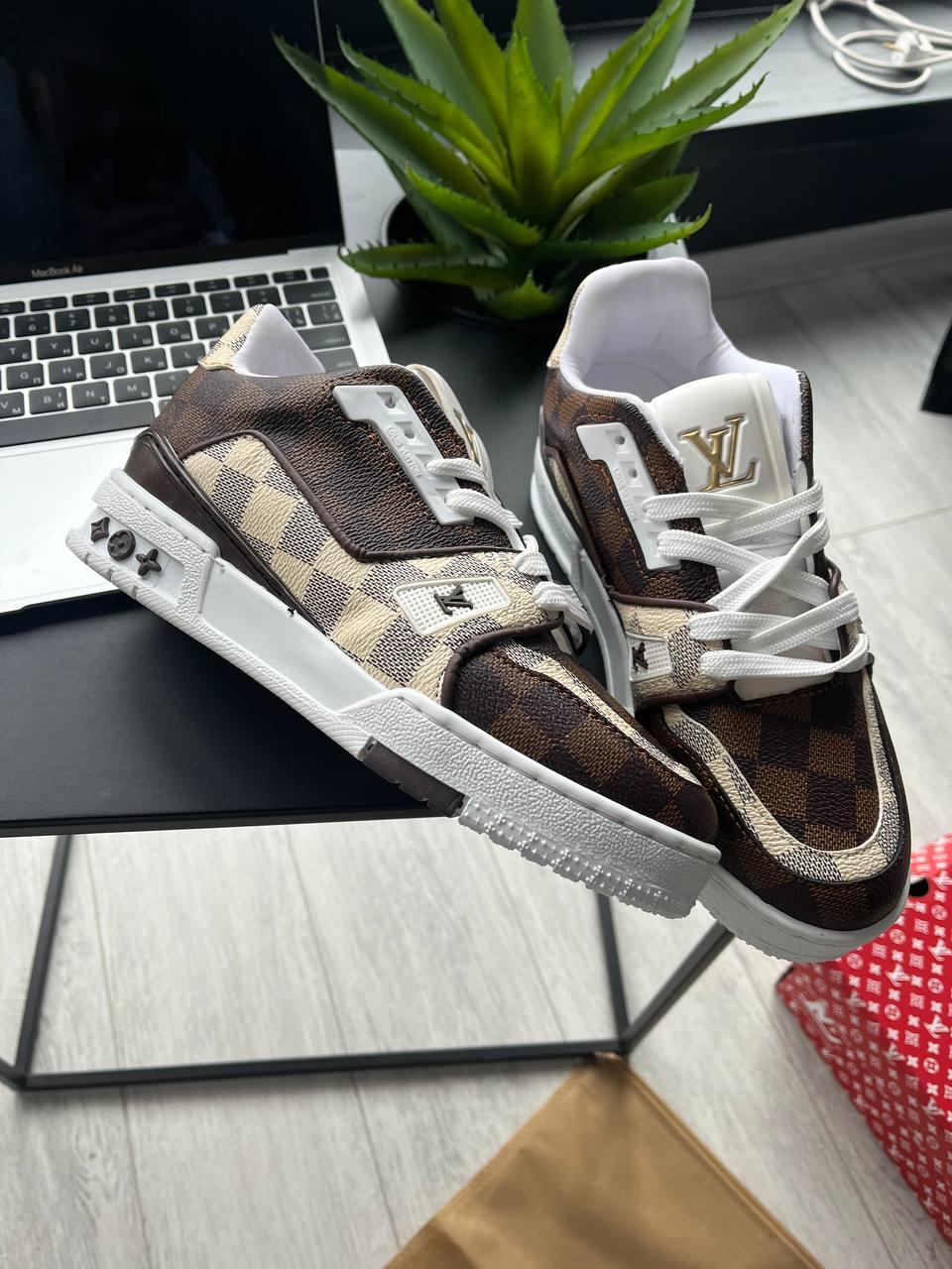 Louis Vuitton Trainer Monogram Brown