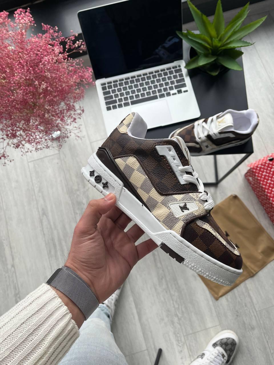 Louis Vuitton Trainer Monogram Brown