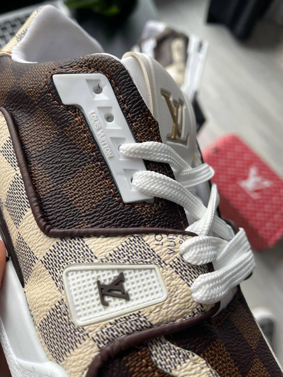 Louis Vuitton Trainer Monogram Brown
