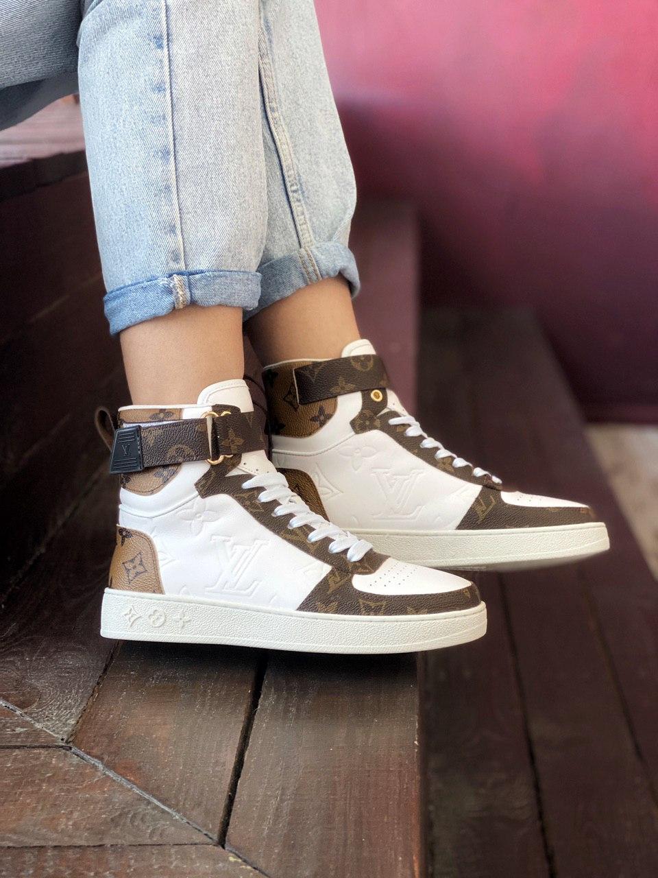 Louis Vuitton Sneakers High Brown White
