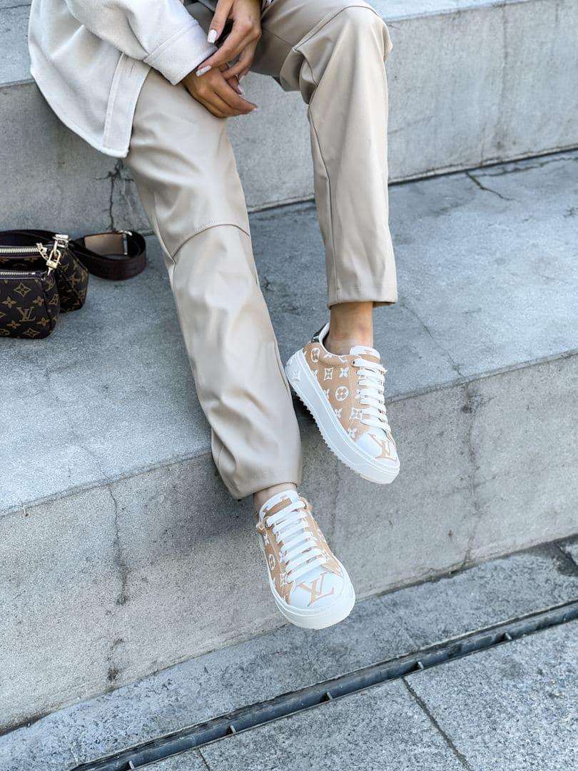 Louis Vuitton Brown White 1