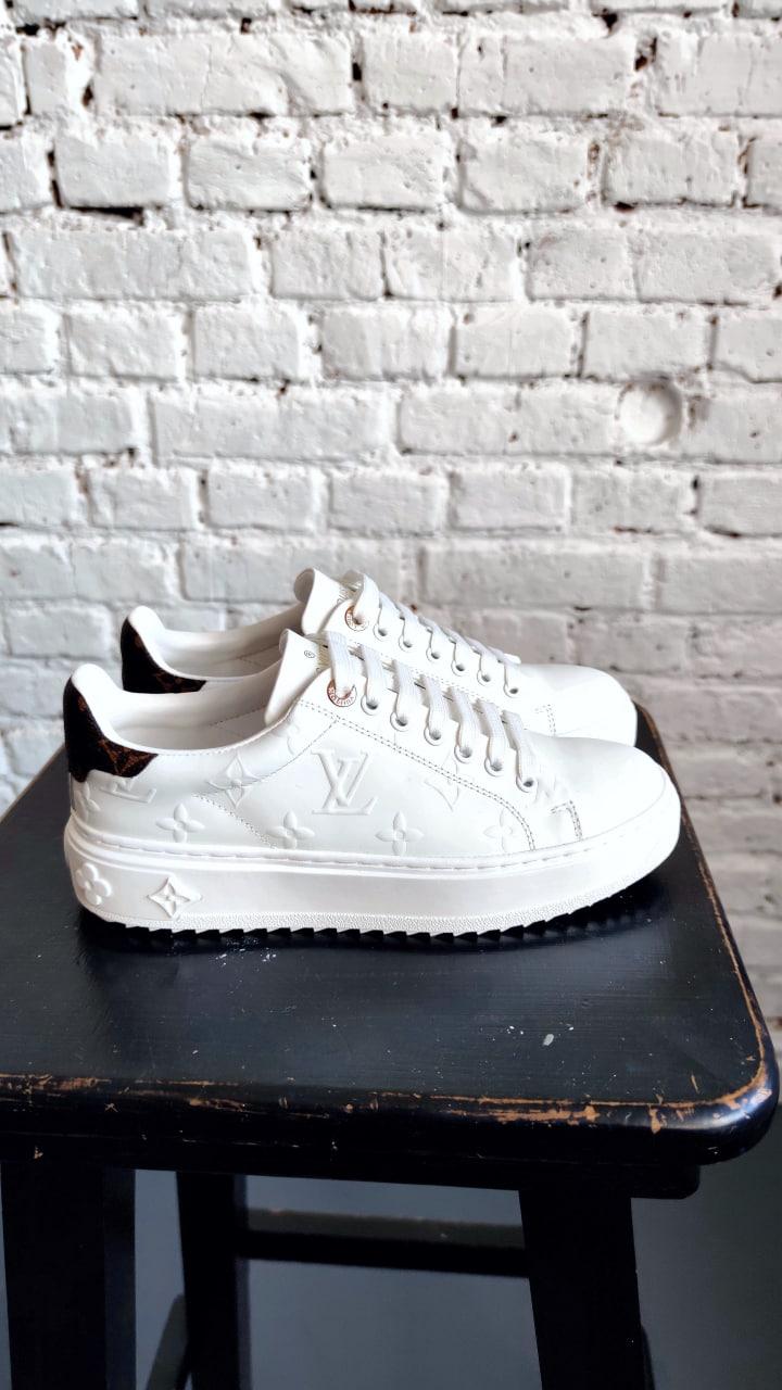 Louis Vuitton White Brown