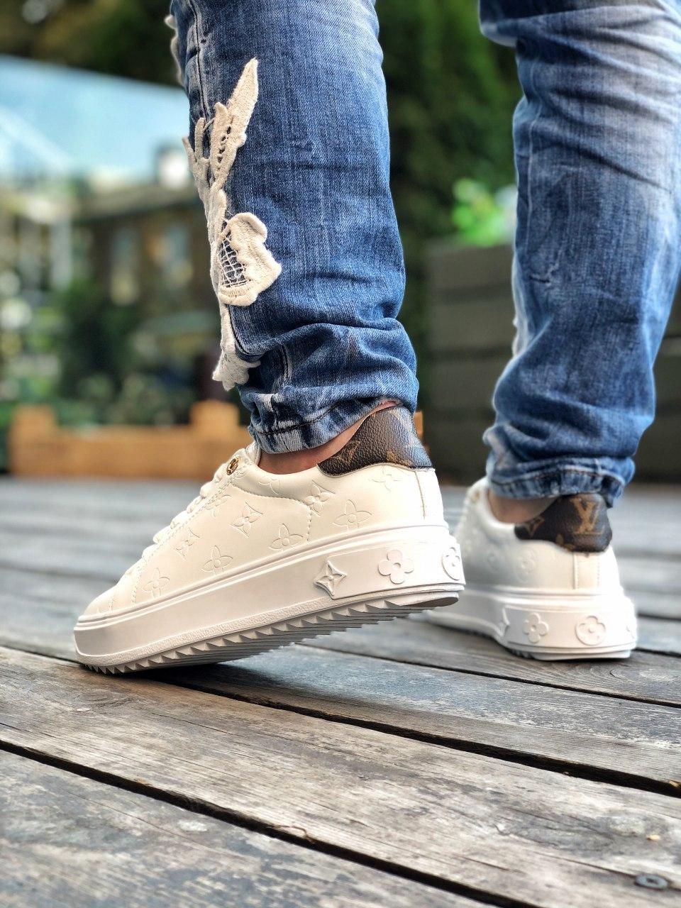 Louis Vuitton White Brown