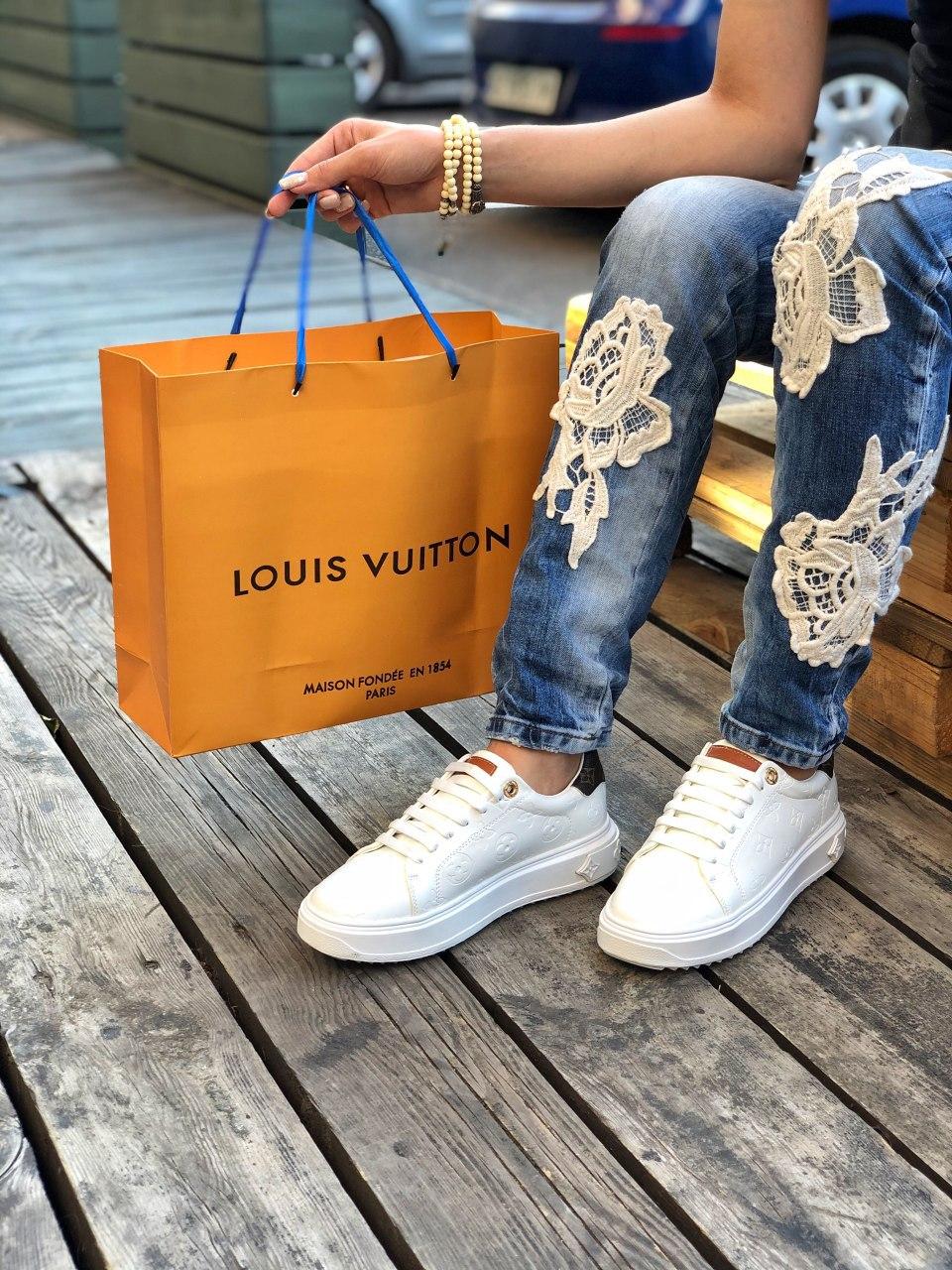 Louis Vuitton White Brown