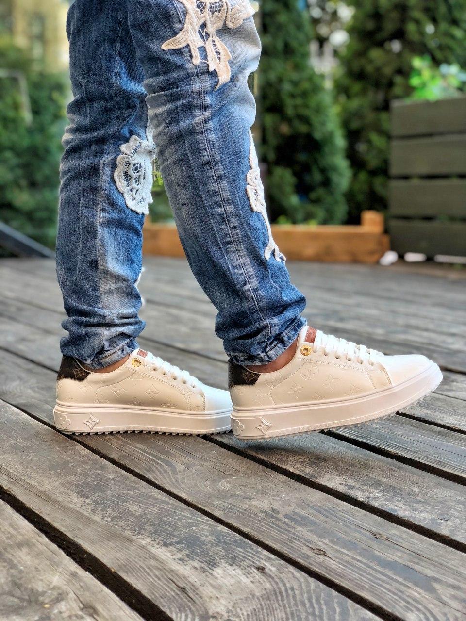Louis Vuitton White Brown