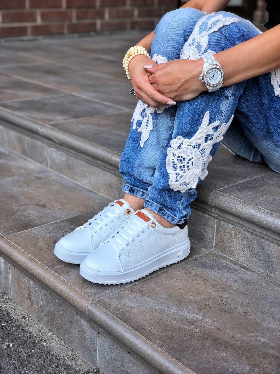 Louis Vuitton White Brown