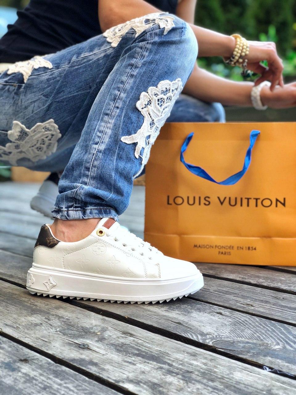 Louis Vuitton White Brown