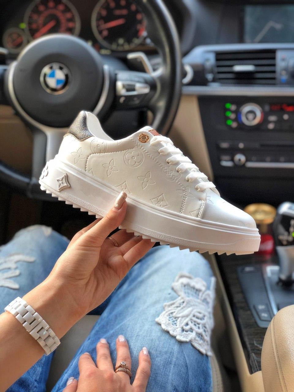 Louis Vuitton White Brown