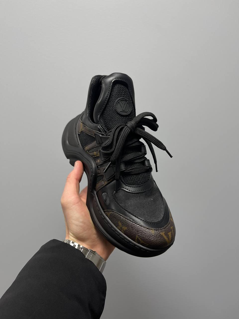 Louis Vuitton Arclight Monogram LUX