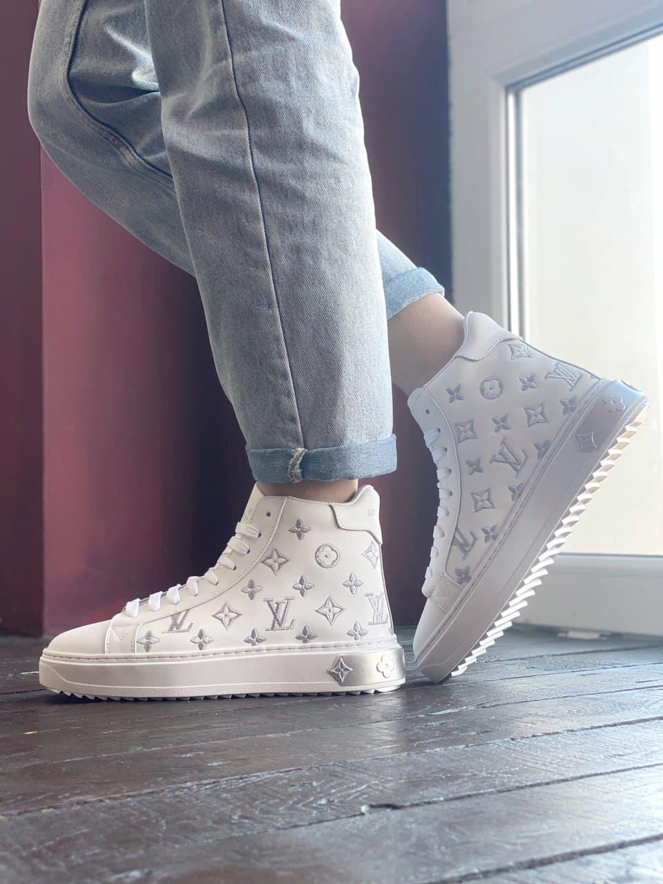 Louis Vuitton Sneakers High White