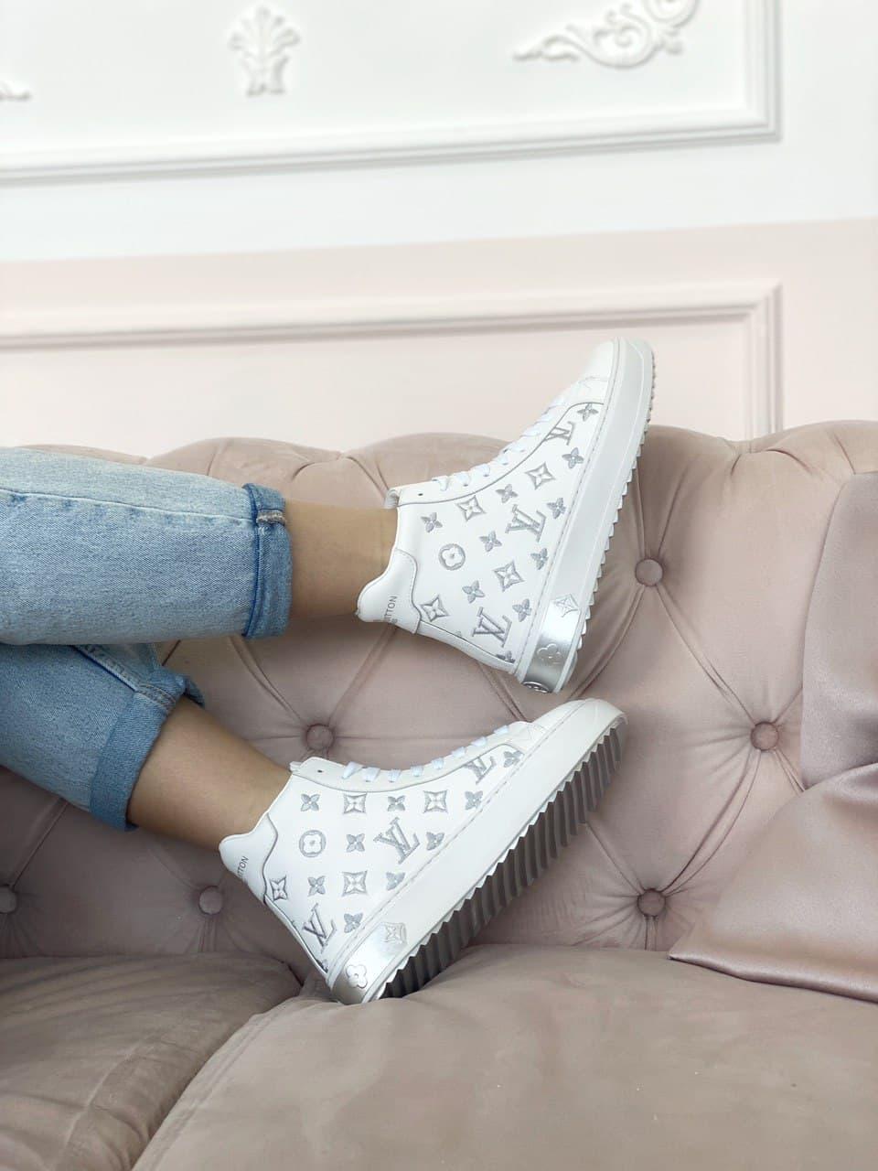 Louis Vuitton Sneakers High White