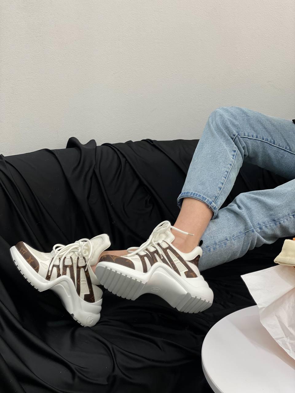 Louis Vuitton Arclight Monogram White
