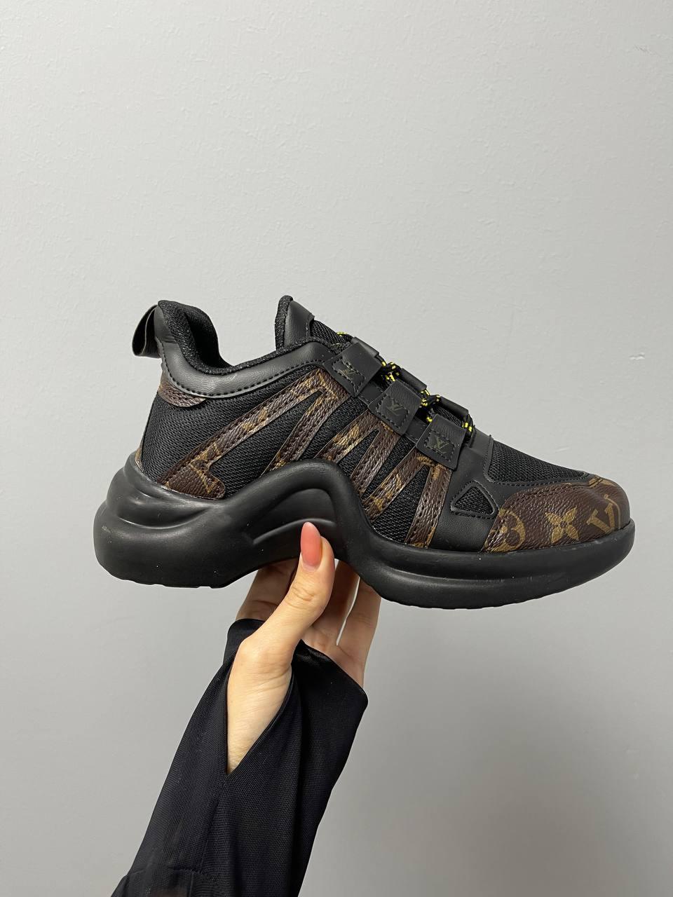 Louis Vuitton Arclight Monogram Black v2