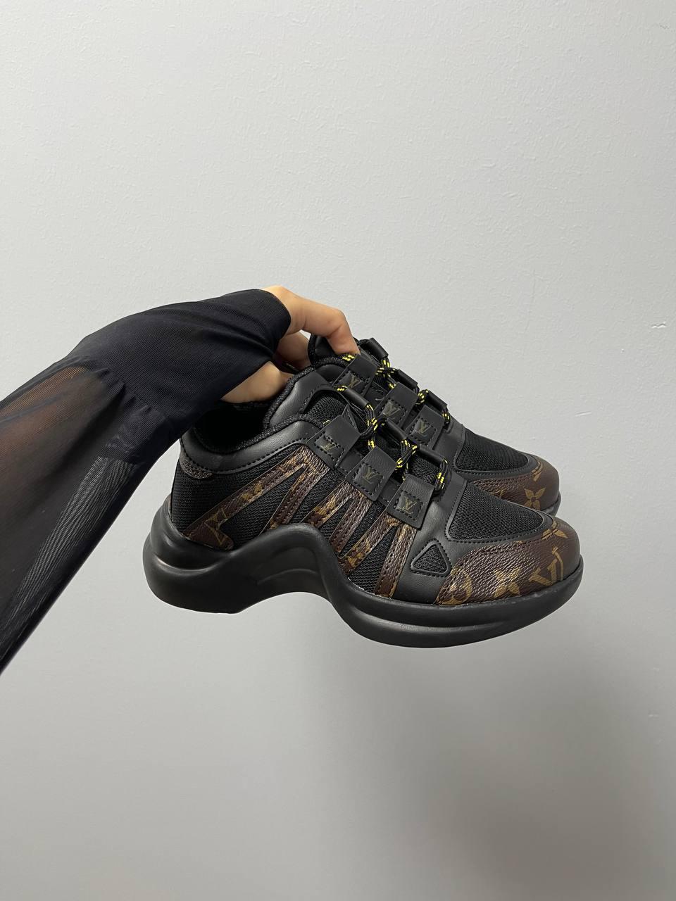 Louis Vuitton Arclight Monogram Black v2