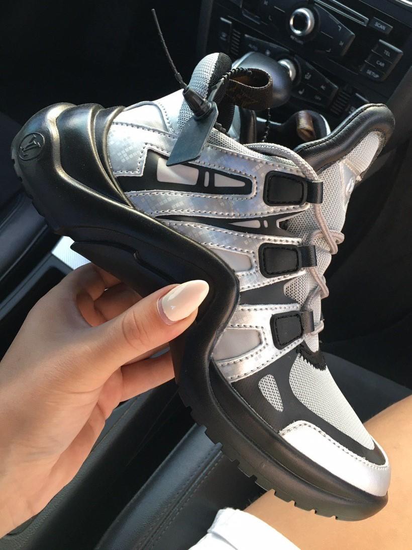 Louis Vuitton Sneakers Silver Black