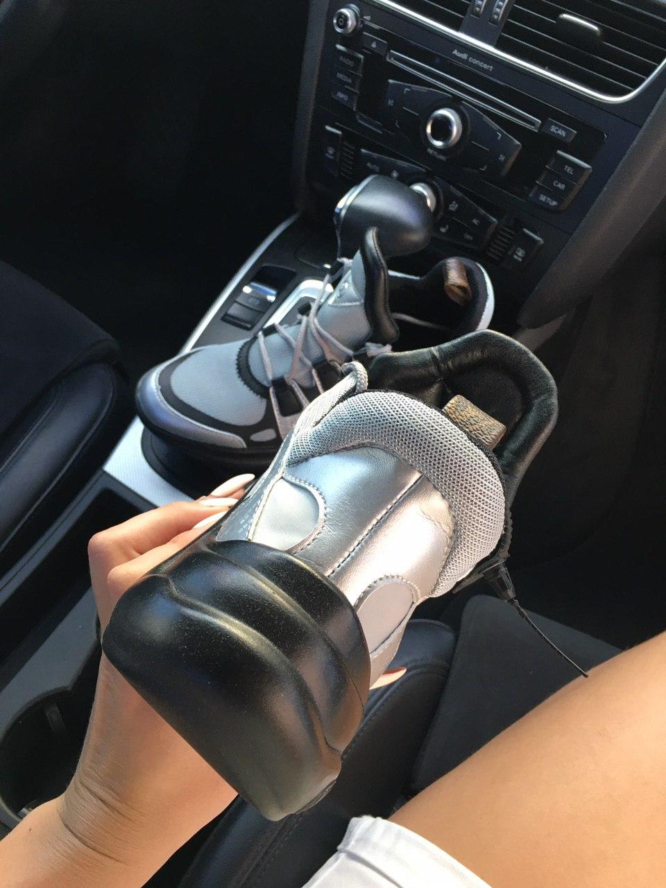 Louis Vuitton Sneakers Silver Black