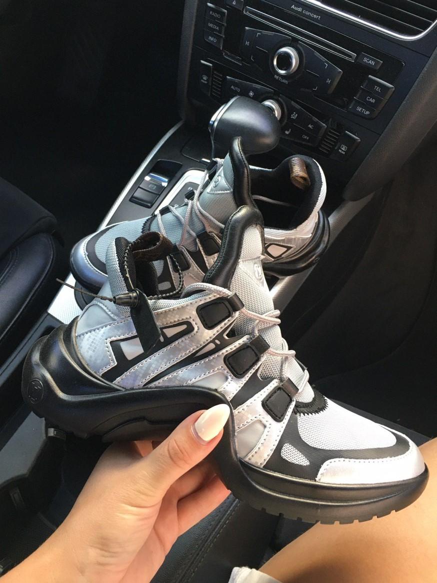 Louis Vuitton Sneakers Silver Black